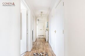 Stunning 2-bed Apartment in Grays