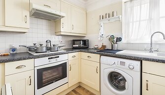 Stunning 2-bed Apartment in Grays