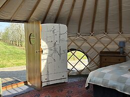 Dragon Orchard Retreat