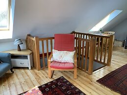 Dragon Orchard Retreat