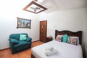 Íkaro Suites Colonial