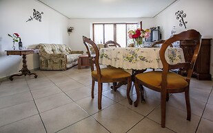 Cademia Two-bedroom Apartment 2