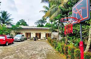 Beautiful Double Room With Ac and Wifi in Central Bogor