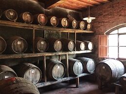 Fattoria Santa Vittoria Apartment Gazza