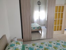 Detached House on the Ground Floor in San Foca Ll77