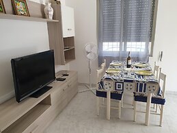 Detached House on the Ground Floor in San Foca Ll77