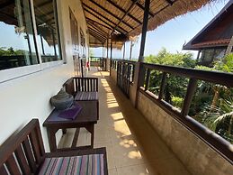 Comfortable Island Suites With Beautiful View and Balconies With Kitch