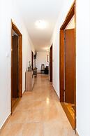 Seafront Spacious Apartment Spazzio