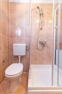 Seafront Spacious Apartment Spazzio