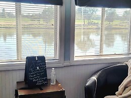 2 Story Houseboat Seeking a Captain Fishpets Ok