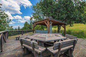 Forester's Hut With Whirlpool & Sauna