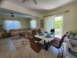 Charming 3-bed Villa in Protaras With Heated Pool