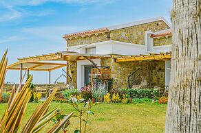 Akrolithos luxury suites