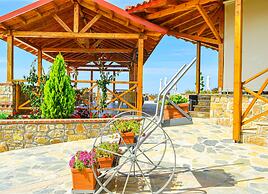 Akrolithos luxury suites