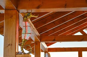 Akrolithos luxury suites