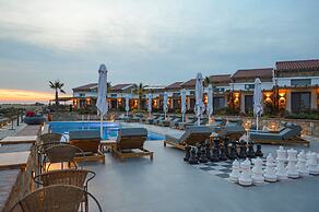 Akrolithos luxury suites