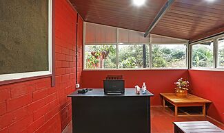 Hotel Allaranda Homestay