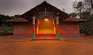 Hotel Allaranda Homestay