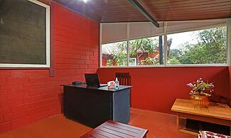 Hotel Allaranda Homestay