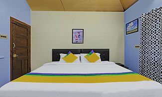 Hotel Allaranda Homestay