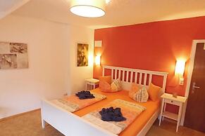 2 Bed Apt Sleeps 5 - Rooftop Terrace, Wifi
