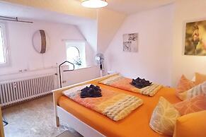 2 Bed Apt Sleeps 5 - Rooftop Terrace, Wifi