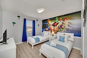 Beautiful Contemporary Decor With Themed Rooms, Game Room and Theater