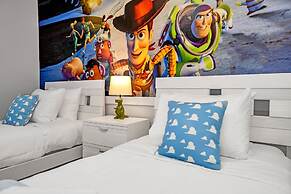 Beautiful Contemporary Decor With Themed Rooms, Game Room and Theater