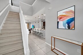 Beautiful Contemporary Decor With Themed Rooms, Game Room and Theater