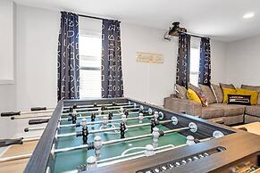 Beautiful Contemporary Decor With Themed Rooms, Game Room and Theater