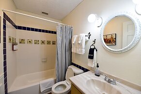 Butterfield Inn Main Street Cottages