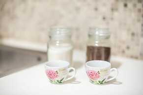 Erythros Boutique Suite By Cloudkeys