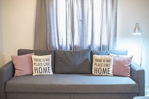 Erythros Boutique Suite By Cloudkeys