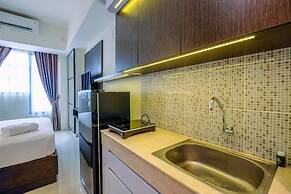 Cozy Stay and Tidy Studio at Evenciio Margonda Apartment