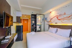 Cozy Stay and Tidy Studio at Evenciio Margonda Apartment