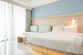 Cozy Stay Studio Apartment at Nine Residence