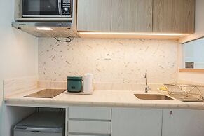 Cozy Stay Studio Apartment at Nine Residence