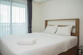 Nice and Homey Studio at Bintaro Embarcadero Apartment