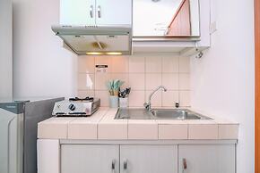 Simple and Cozy Living Studio Apartment at Margonda Residence