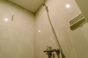 Homey and Cozy Stay Studio Room at Serpong Garden Apartmen