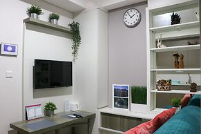 Comfort and Elegant 1BR at Gold Coast Apartment