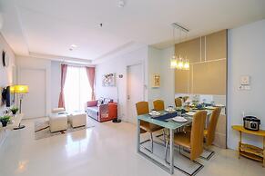 Elegant 3BR + 1 Apartment with Private Lift & 80 mbps internet at The 