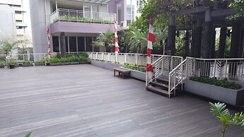 Elegant 3BR + 1 Apartment with Private Lift & 80 mbps internet at The 