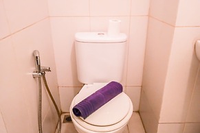 Comfortable Studio Room near Airport at Skylounge Tamansari Apartment