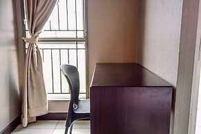 Comfortable Studio Room near Airport at Skylounge Tamansari Apartment