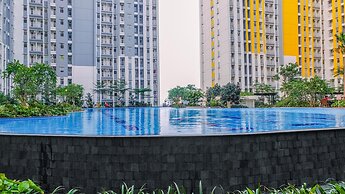Cozy Living Studio at Springlake Summarecon Bekasi Apartment
