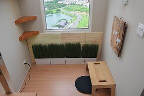 Cozy Living Studio at Springlake Summarecon Bekasi Apartment