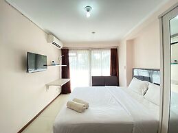 Simply Bright Studio Room at Gateway Pasteur Apartment