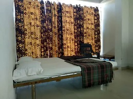 Goroomgo Ashwini Lodge Mysore