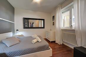 Suite 22